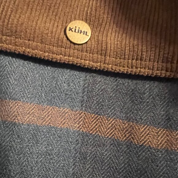 KUHL Sam Adams Flannel Shirt - like new! Size L - Picture 9 of 11